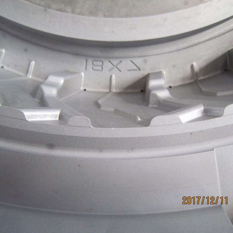 18x7 Solid Tyre Mold