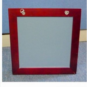 Vitrina de fútbol montada en la pared