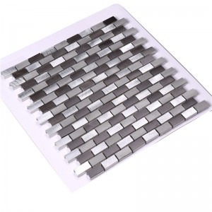 Diseño de aluminio de las tejas de Backsplash del metal del cepillo 15 * 30 para la cocina