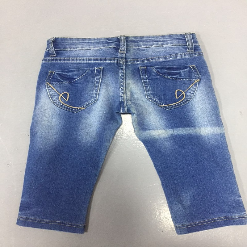 Jeans de mezclilla con pierna recta para niños WSG004