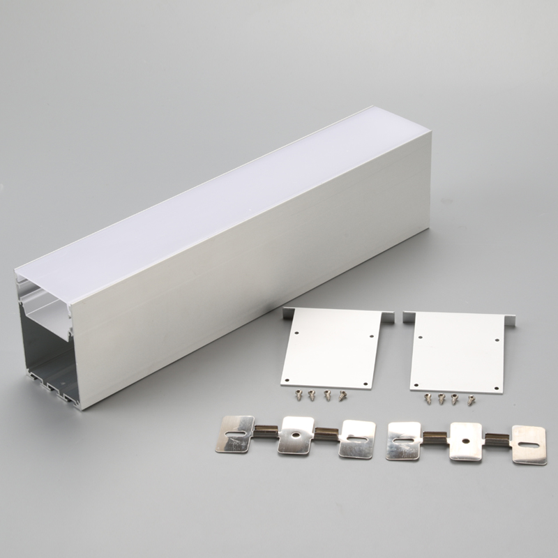 Perfil lineal de aluminio extruido en tira de LED.