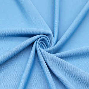 Tejido de punto de poliéster deportivo.