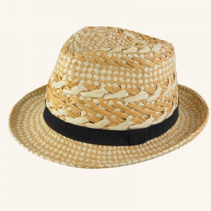 Sombrero tejido a mano