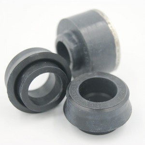 Buje de caucho natural para sistema de suspensión de camiones.