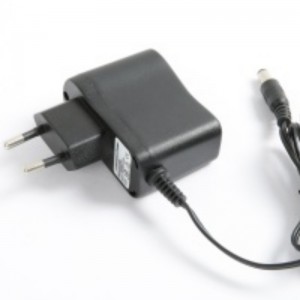 Cargador de baterías NIMH para paquetes de baterías NIMH / NICD de 3.6V ~ 12V