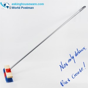 Cepillo de madera de mango largo Akbrand para empujar al aire libre