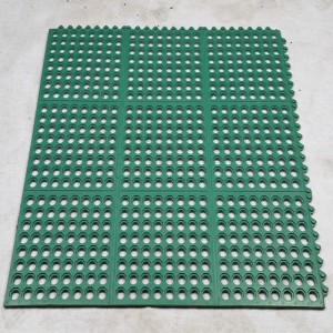 Tapete de drenaje de caucho natural perforado de alta calidad para cubiertas