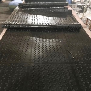 El bullpen pad 3 CHANGE