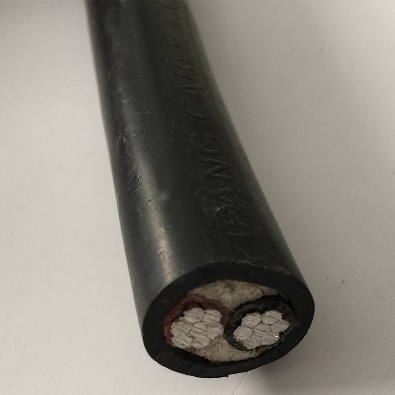 Bajo voltaje del cable de aluminio de la base del metro 2 de la prenda impermeable de la chaqueta del HDPE / PE