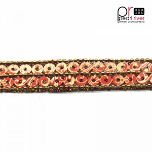 Recién adornado de cuentas con lentejuelas naranjas de doble costura