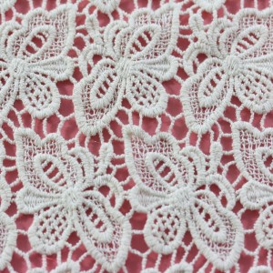 Nueva tela italiana del cordón del algodón telas solubles en agua hermosas de la mariposa para la ropa