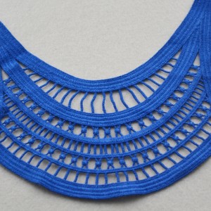 Nuevo diseño de cuello de encaje de poliéster de moda escote para trajes de baño