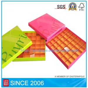 Caja de chocolate rígida de lujo con inserto de cartón