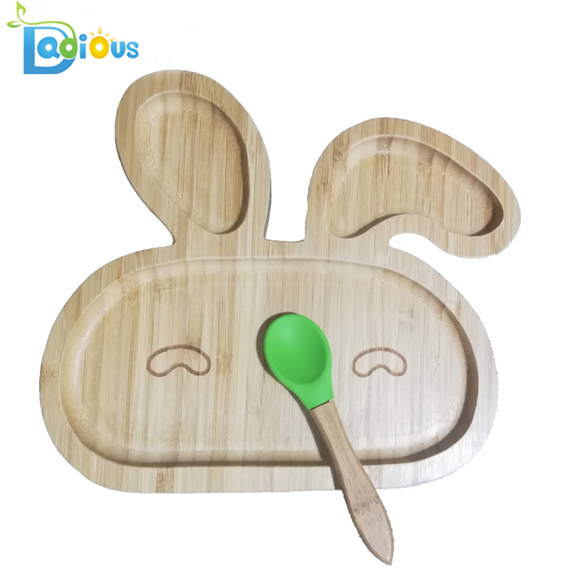 Placa de succión de conejo para bebés pequeños Aprobado por la FDA Plato de bambú para bebés Placa de madera ecológica para niños pequeños con cuchara