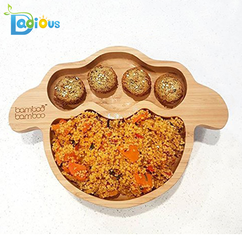 Más nuevo diseño Utensilios para bebés Juego de plato y cuchara de alimentación para niños pequeños Dividido Estancia Ponga el plato de bambú de succión