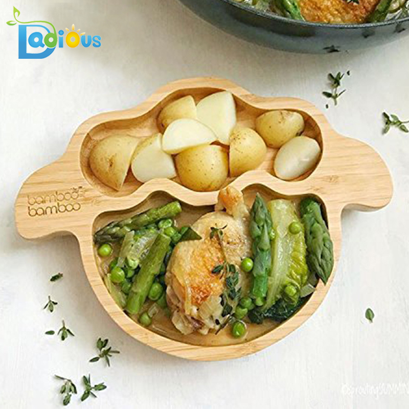 Más nuevo diseño Utensilios para bebés Juego de plato y cuchara de alimentación para niños pequeños Dividido Estancia Ponga el plato de bambú de succión