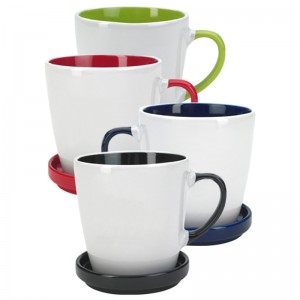 Tazas de cafécerámicas y téde varios colores