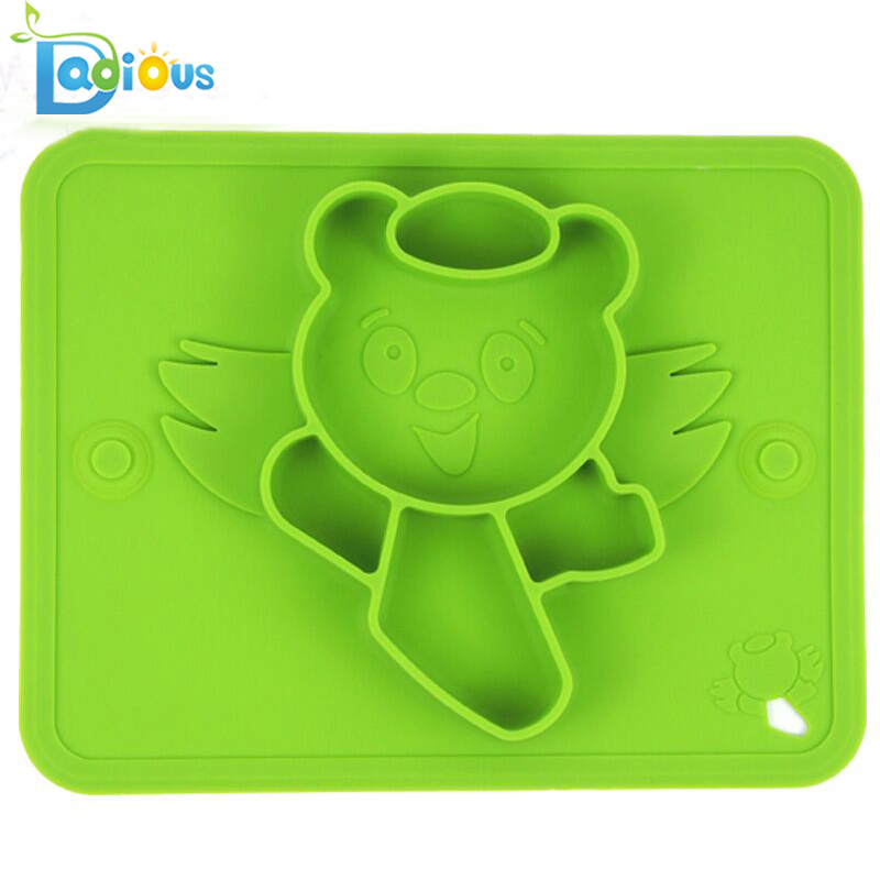 Logotipo personalizado de una pieza de silicona Baby Placemat Placa de alimentación para niños con ventosa Se adapta a la mayoría de las bandejas de tronas