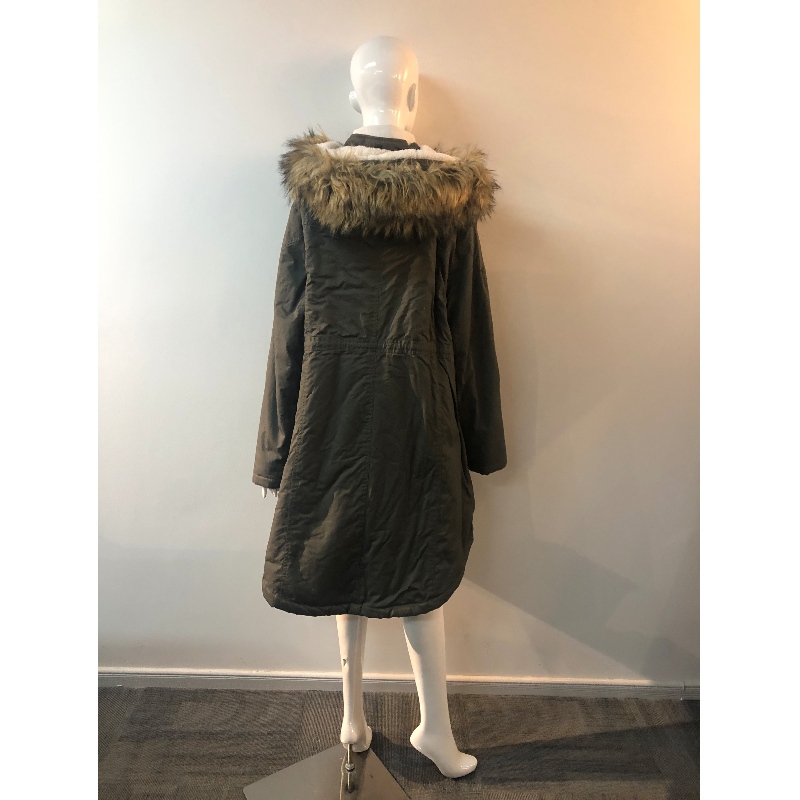 ABRIGO ALMOHADILLADO GRIS OSCURO RLWPC0071