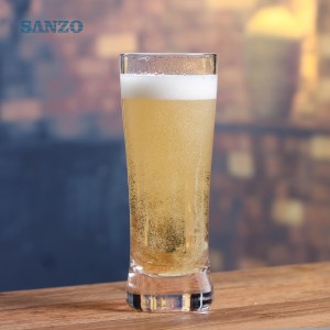 Sanzo 150ml Girl Body Glass Jarra de cerveza Color Jarra de cerveza Vaso de cerveza sin plomo con logotipo