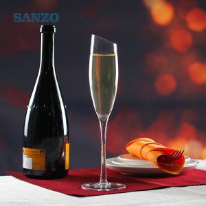 SANZO Bohemian Champagne Glass Copa de champán de vidrio hecha a mano personalizada Promocional Venta caliente Copa de champán de color