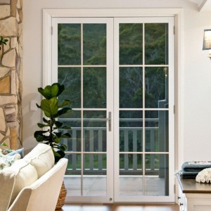 PUERTAS CON BISAGRAS