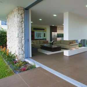 PUERTAS CORREDERAS DE CAVIDAD