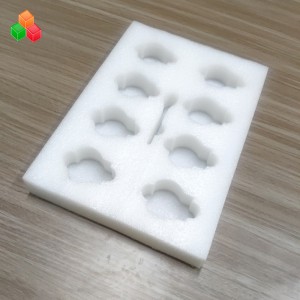 Molde personalizado troquelado epe espuma interior a prueba de golpes colorido epe espuma inserto para botella de vino material de embalaje