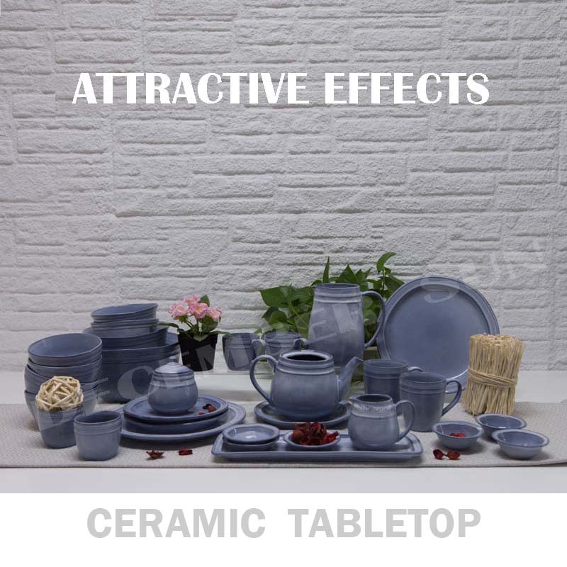 Una amplia selección de mesa de cerámica plato de postre taza tazón