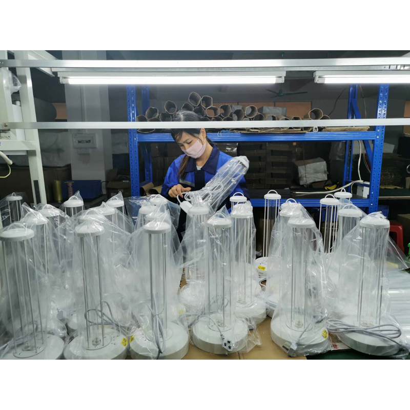 El sensor de microondas UV - uvc para la conservación de energía del binopano
