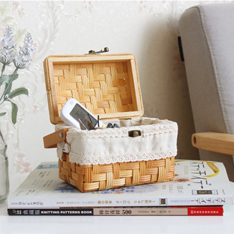 Cesta de madera con tapa