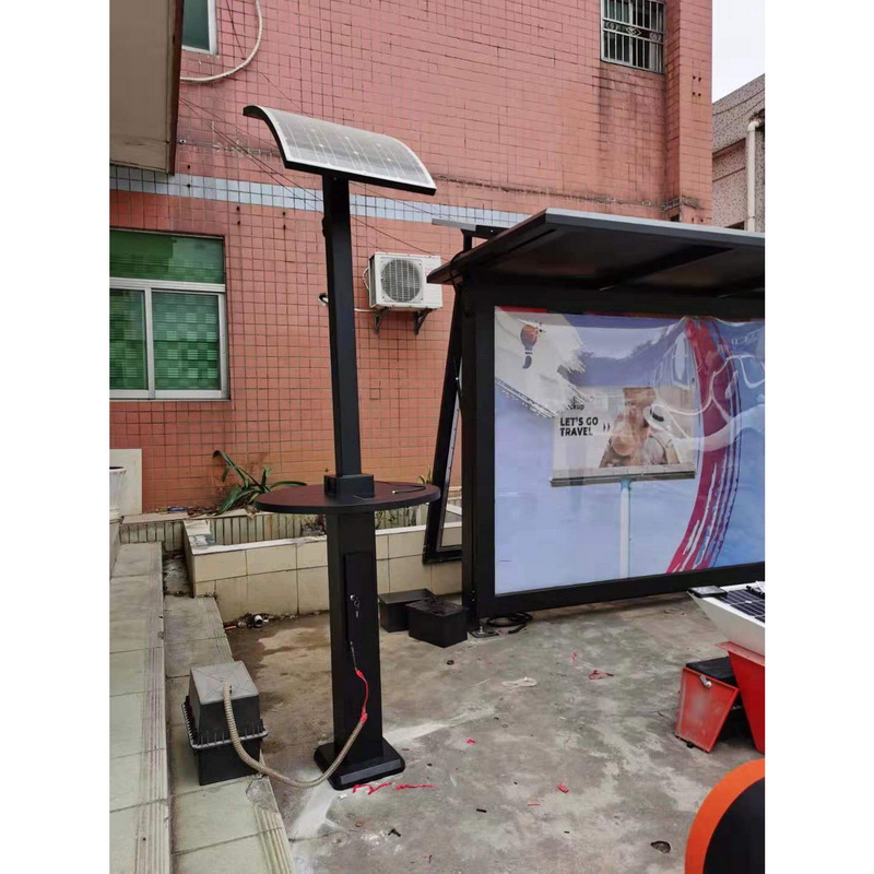 Estación de carga vertical de alta calidad del panel solar para dispositivos móviles