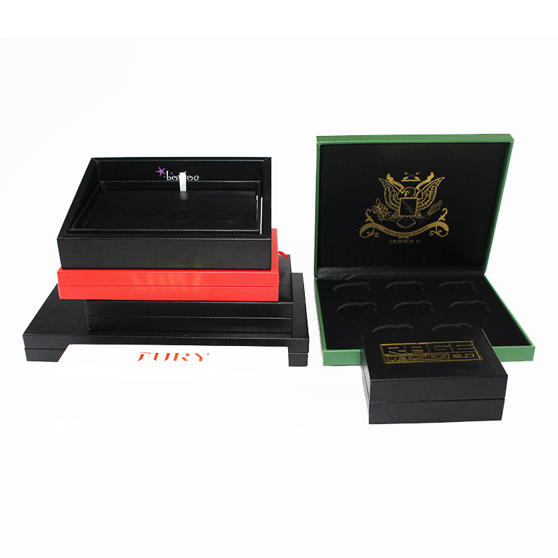 Tabla metálica caja de madera caja de rotación