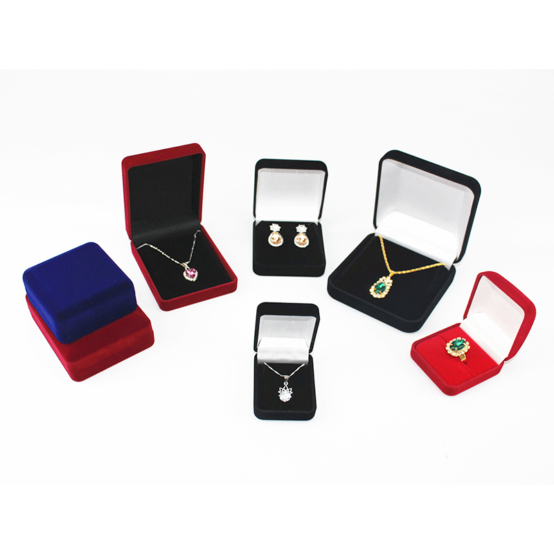 Caja de regalos, caja de joyería, caja de terciopelo