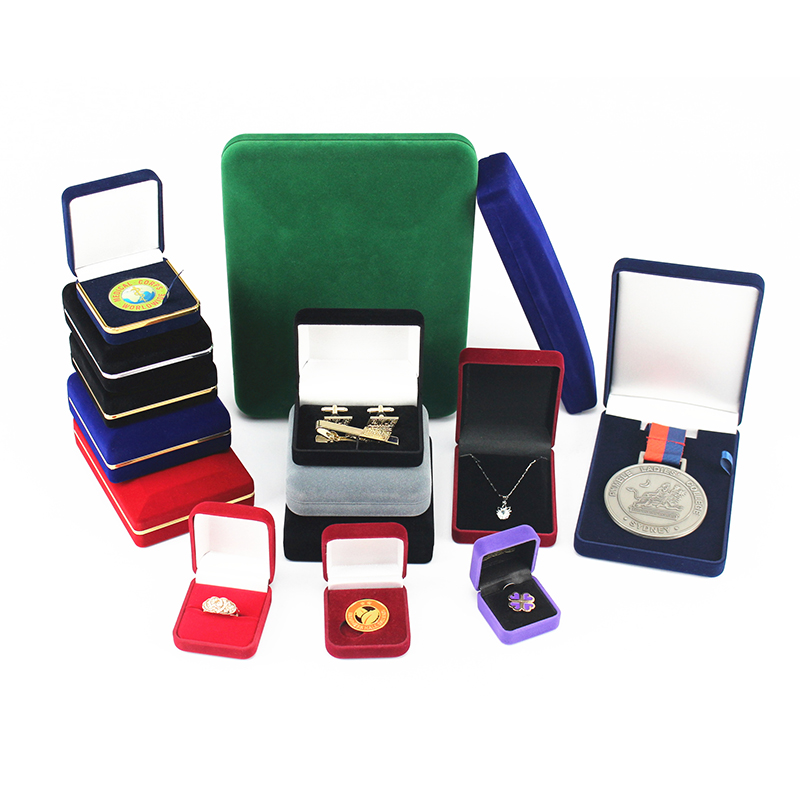 Caja de regalos, caja de joyería, caja de terciopelo