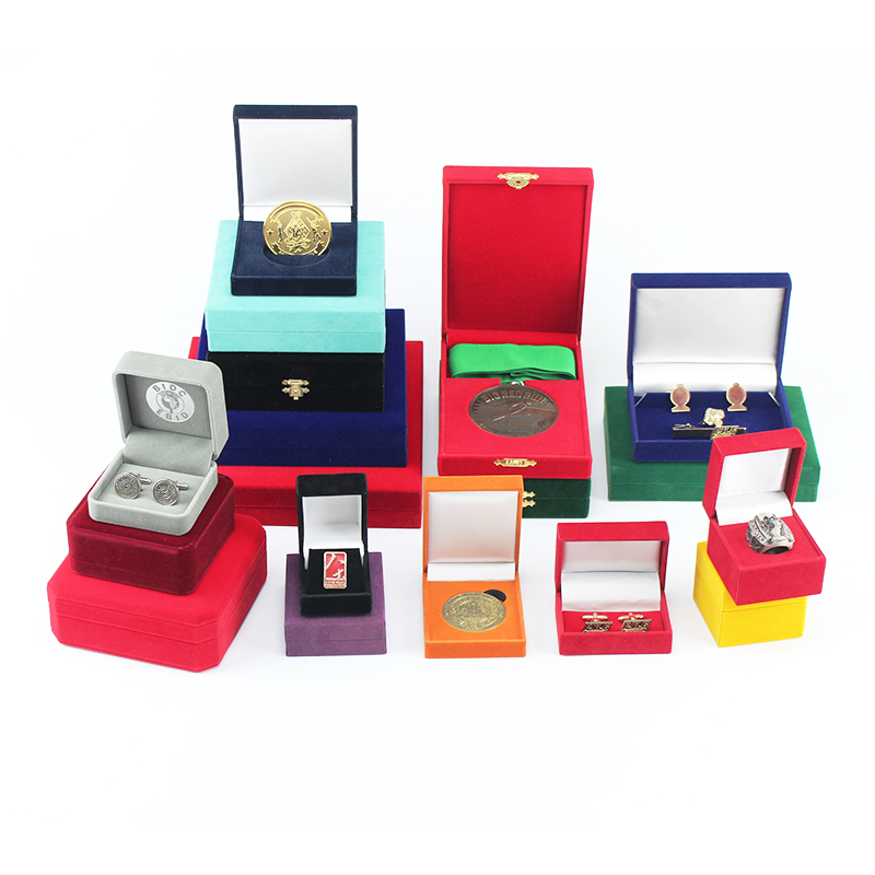 Caja de joyería caja de metal caja de medallas caja de regalos