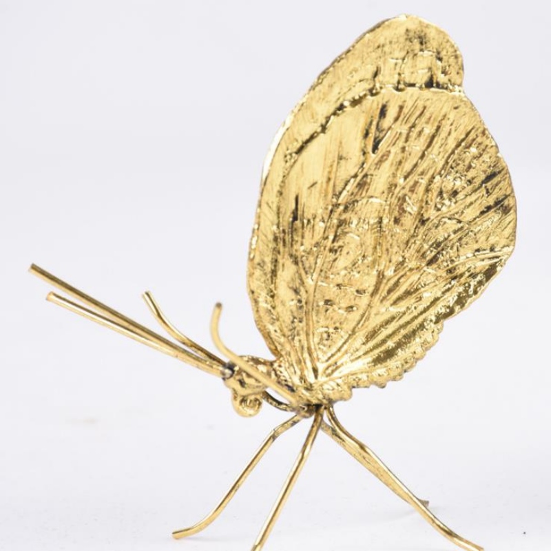 Fábrica de adornos metálicos de mariposa de oro galvanizado