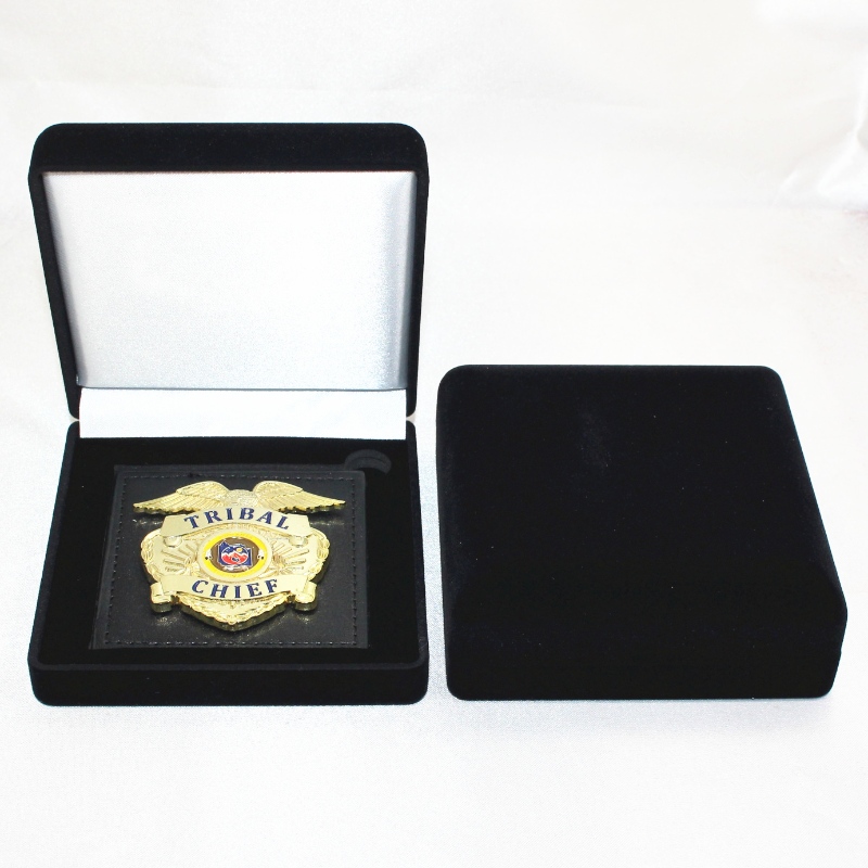 Artículo Caja de terciopelo de forma redonda D-33L para moneda, medalla e insignia, mm. 100 * 100 * 39 mm, pesa alrededor de 96 g