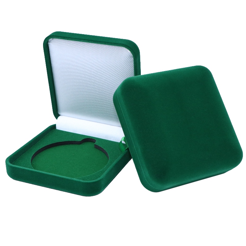 Artículo F-80 caja de terciopelo de forma redonda para monedas, insignias y brazaletes, etc., mm. 90 * 95 * 38, pesa alrededor de 86 g