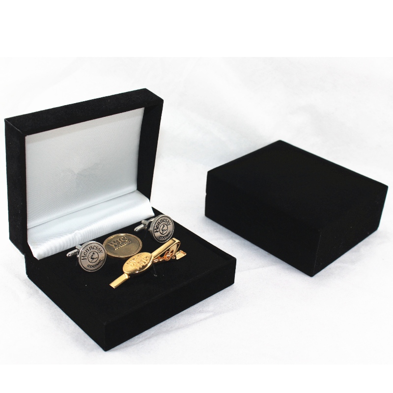 Artículo V-09 rectángulo Cuero sintético Caja de papel para monedas de 50-60 mm, gemelos, alfiler de corbata, insignia, etc. mm. 98 * 84 * 38, pesa alrededor de 105 g