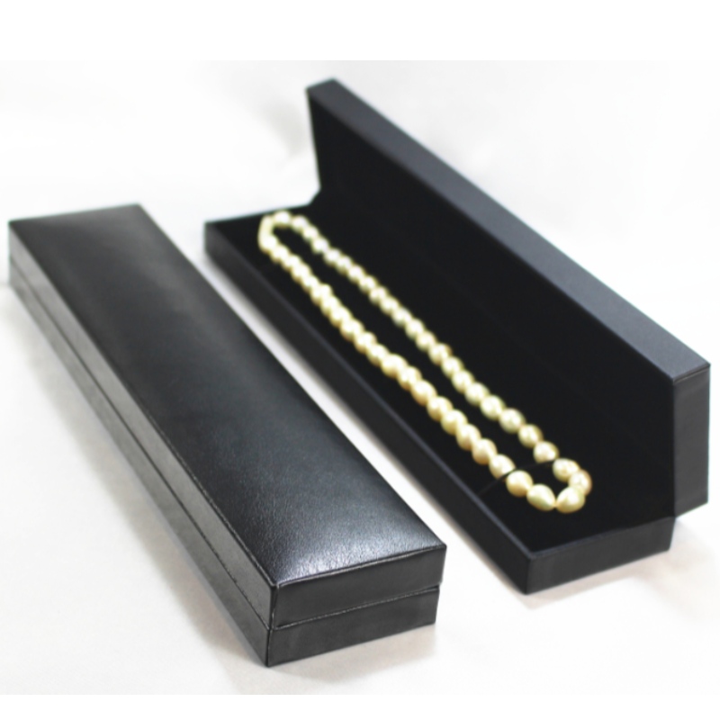 El artículo V - 11s, Cartucho de cartón sintético, de 190 * 35 mm de monedas, insignias, collar, etc.227 * 50 * 28, pesa unos 130 gramos.