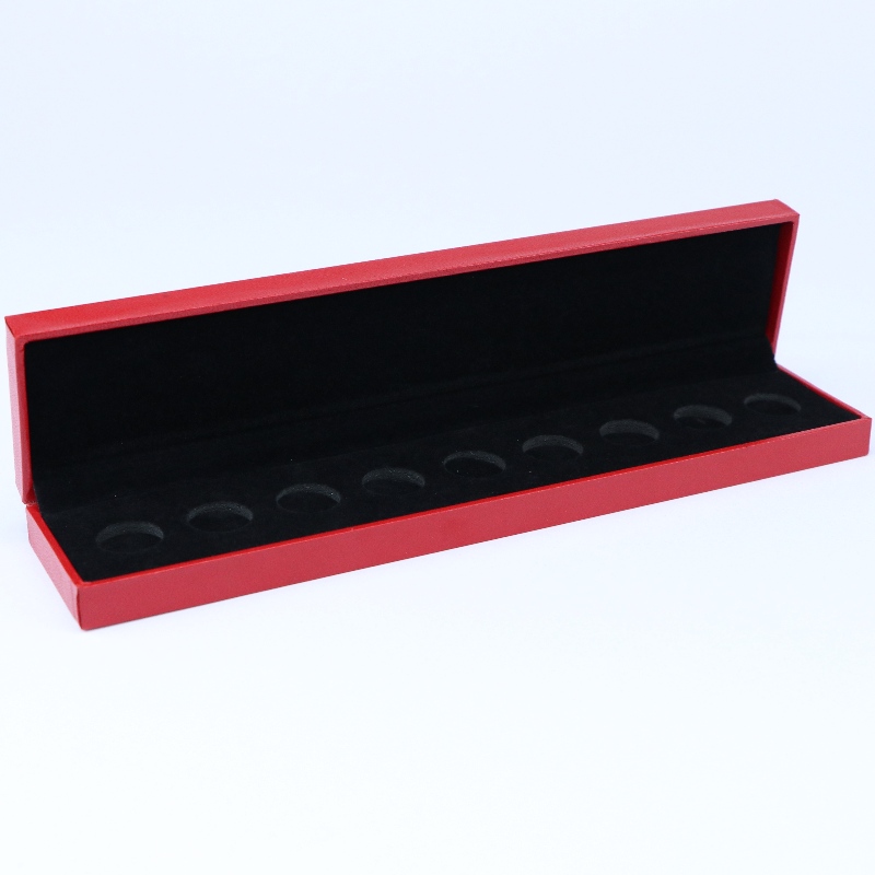 Artículo V-11 rectángulo Caja de papel de cuero sintético para monedas de 210 * 35 mm, placa y collar, etc. mm. 240 * 52 * 30, pesa alrededor de 130 g