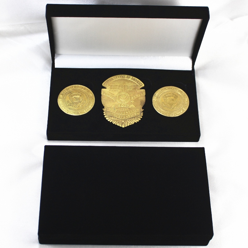 Producto V - 18l, Cartucho de terciopelo, de 150 * 75 mm de doble moneda, insignia, gemelos, etc.174 * 102 * 32, aproximadamente 168 G.