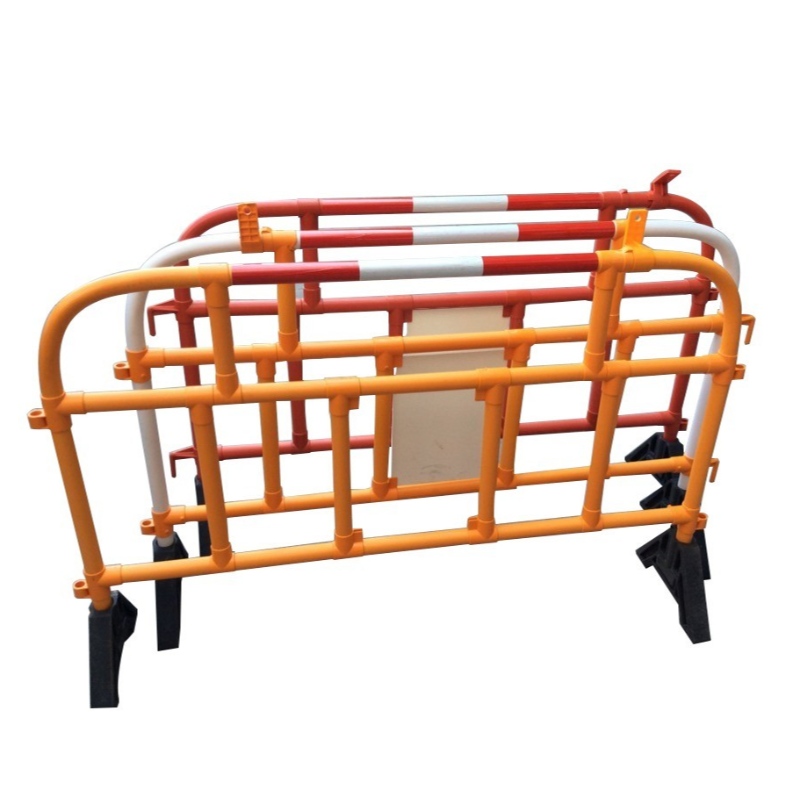 Barrera peatonal para conciertos, eventos deportivos y desfiles Barricada de plástico Barrera de PVC para aparcamiento Barrera de carretera para vehículos