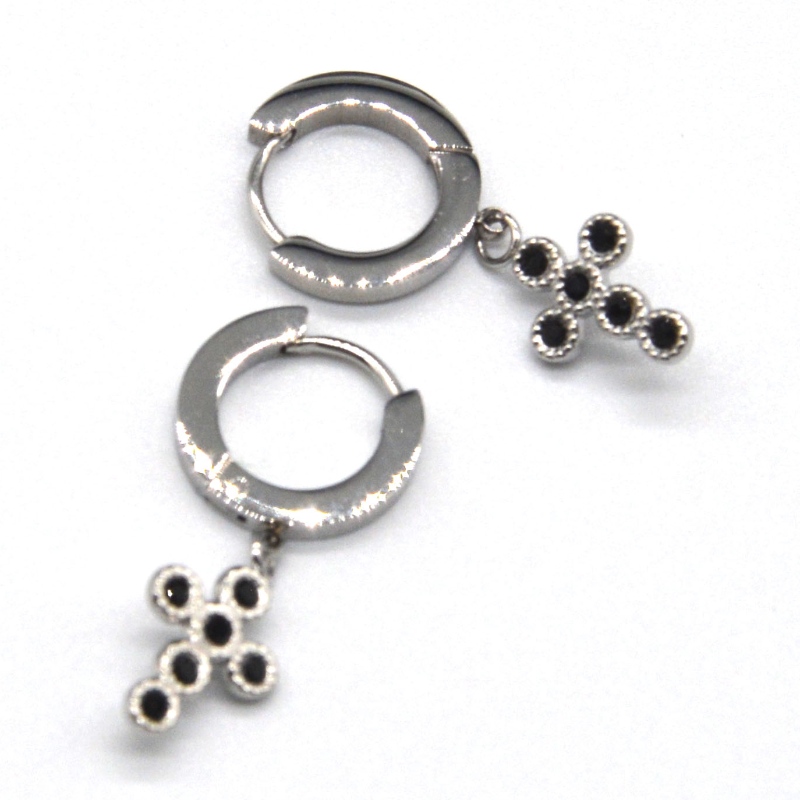 Pendientes de cruz de plata zirconia cúbica ajuste de uñas pendientes de círculo pequeño cruz colgante unisex fábrica de procesamiento de joyas de China Ruifanbao