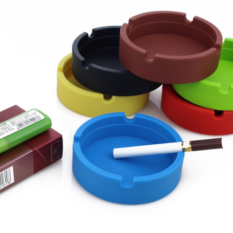 Cenicero redondo pequeño