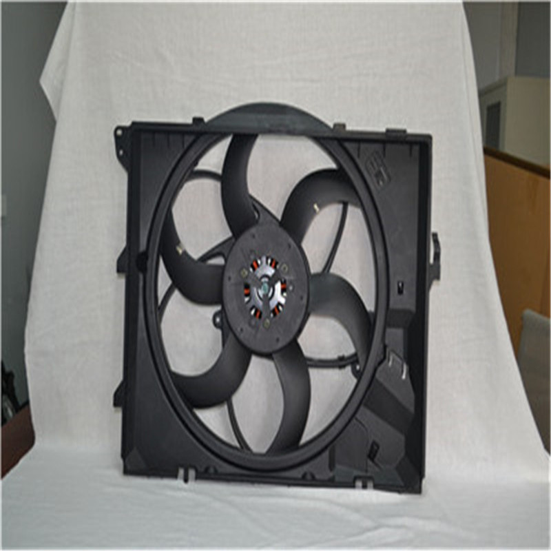 Ventilador eléctrico del motor auto 17117590699 17427523259 para BMW E90