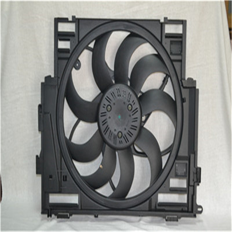 Ventilador del radiador del sistema de refrigeración 17418642161 para BMW F18 F10 F07