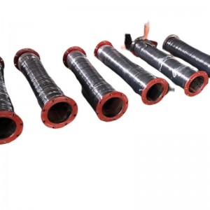 Tubos de drenaje flexibles para buques de dragado