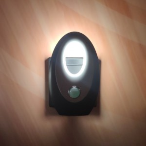 Sensor de luz nocturna m002y